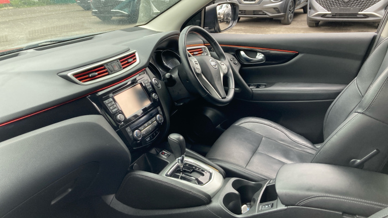 Nissan Qashqai 1.2 DiG-T Tekna [Non-Panoramic] 5dr Xtronic Petrol Hatchback